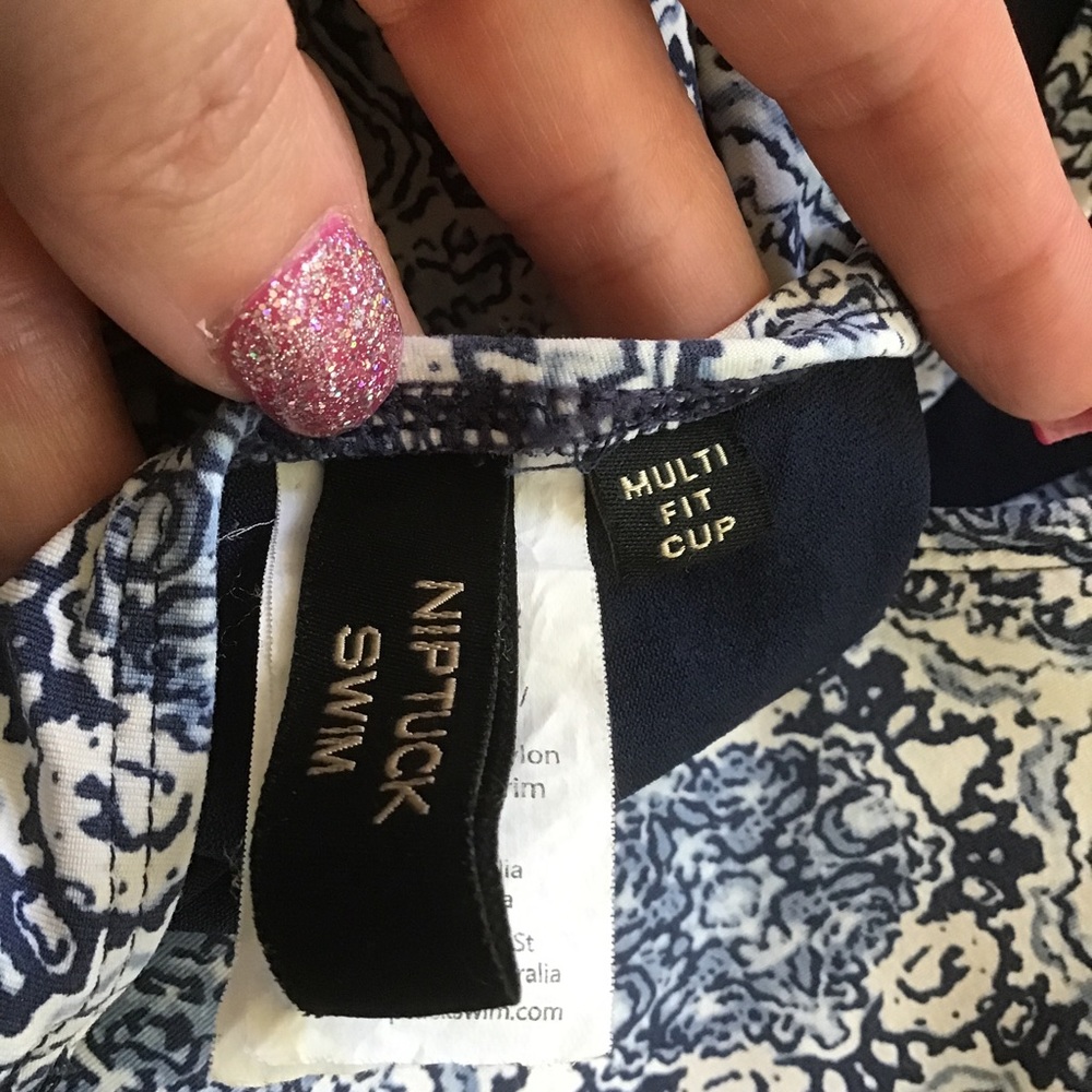 Niptuck Swim Suit Swimsuit Multi‎ Fit Cup Blue White Floral Slimming Ruched 8. - Picture 3 of 3